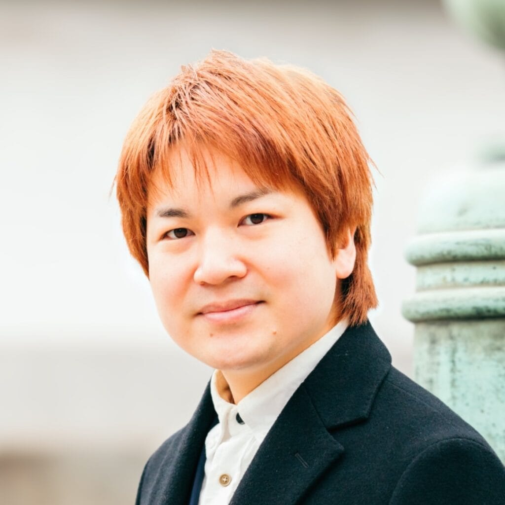 代表取締役CEO 横江亮佑 の顔写真